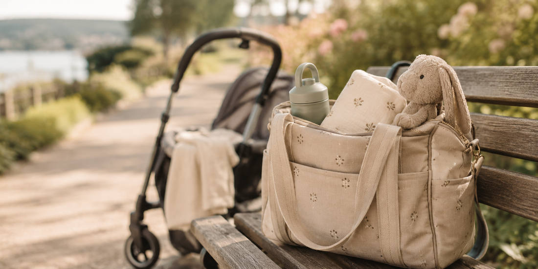 Sac à langer bébé 6 mois : quoi emporter ?